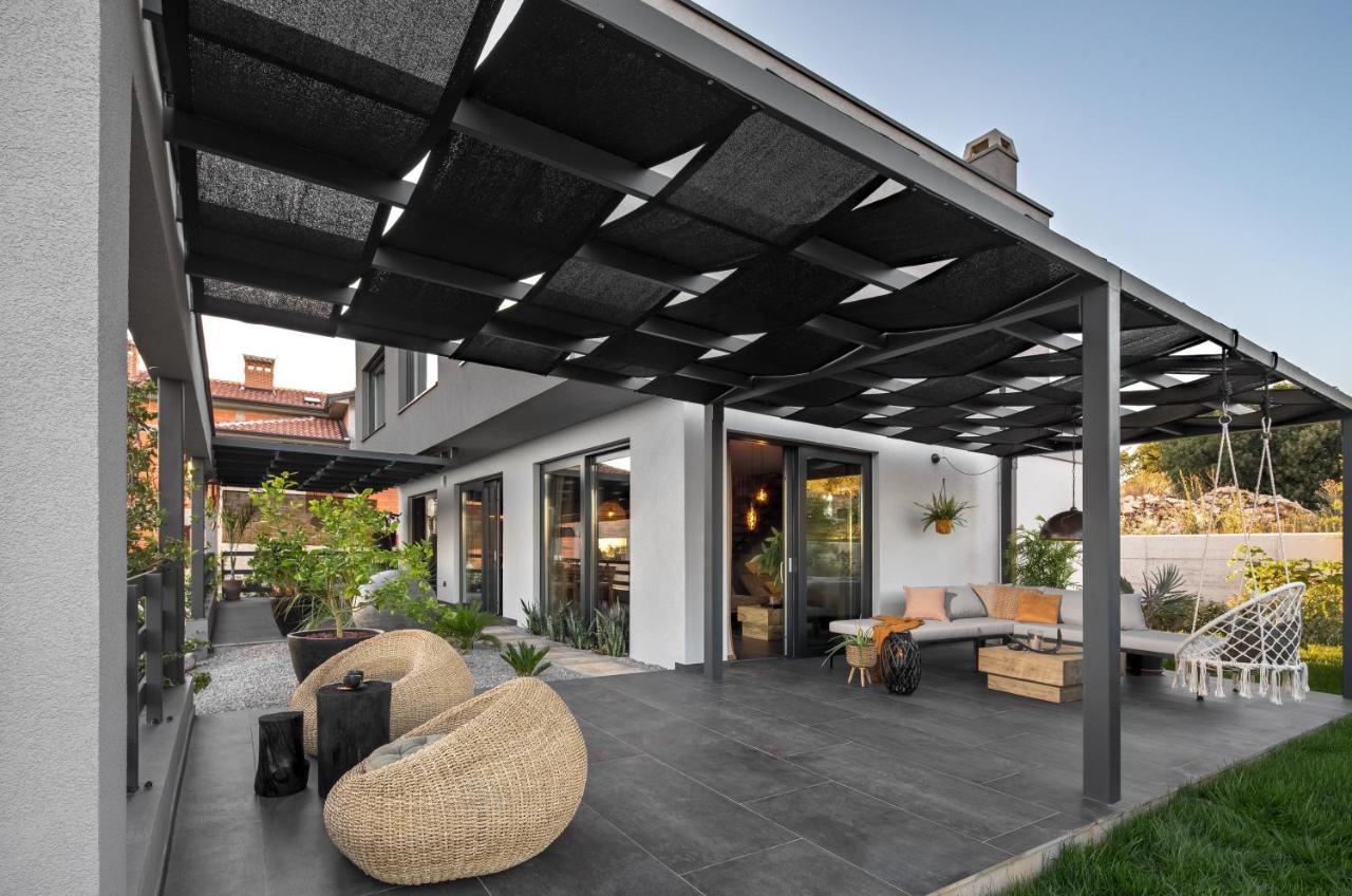 Villa Merapi Sveti Lovreč Pazenatički Exterior foto